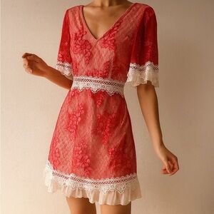 Twosisters The Label White/Red Floral Lace Dress Size 2